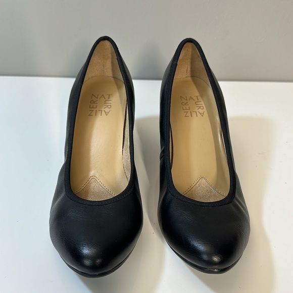 Naturalizer Naomi Black Smooth Pump Size 6.5 - Picture 5 of 14